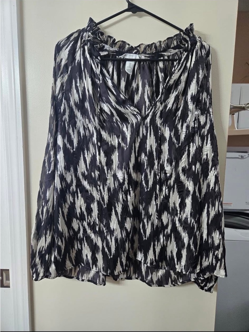 Woven Black and White Printed Blouse